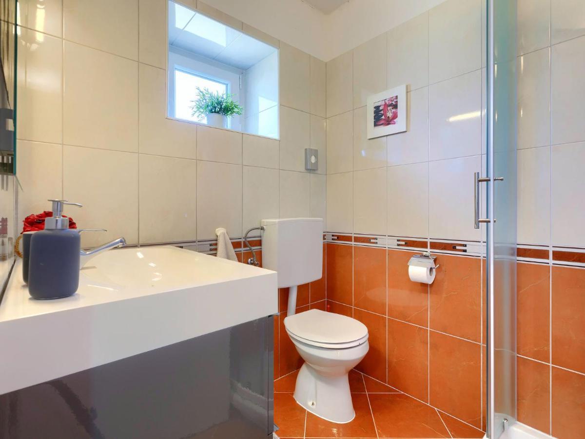 Holiday Home Tommy By Interhome Gedici Экстерьер фото